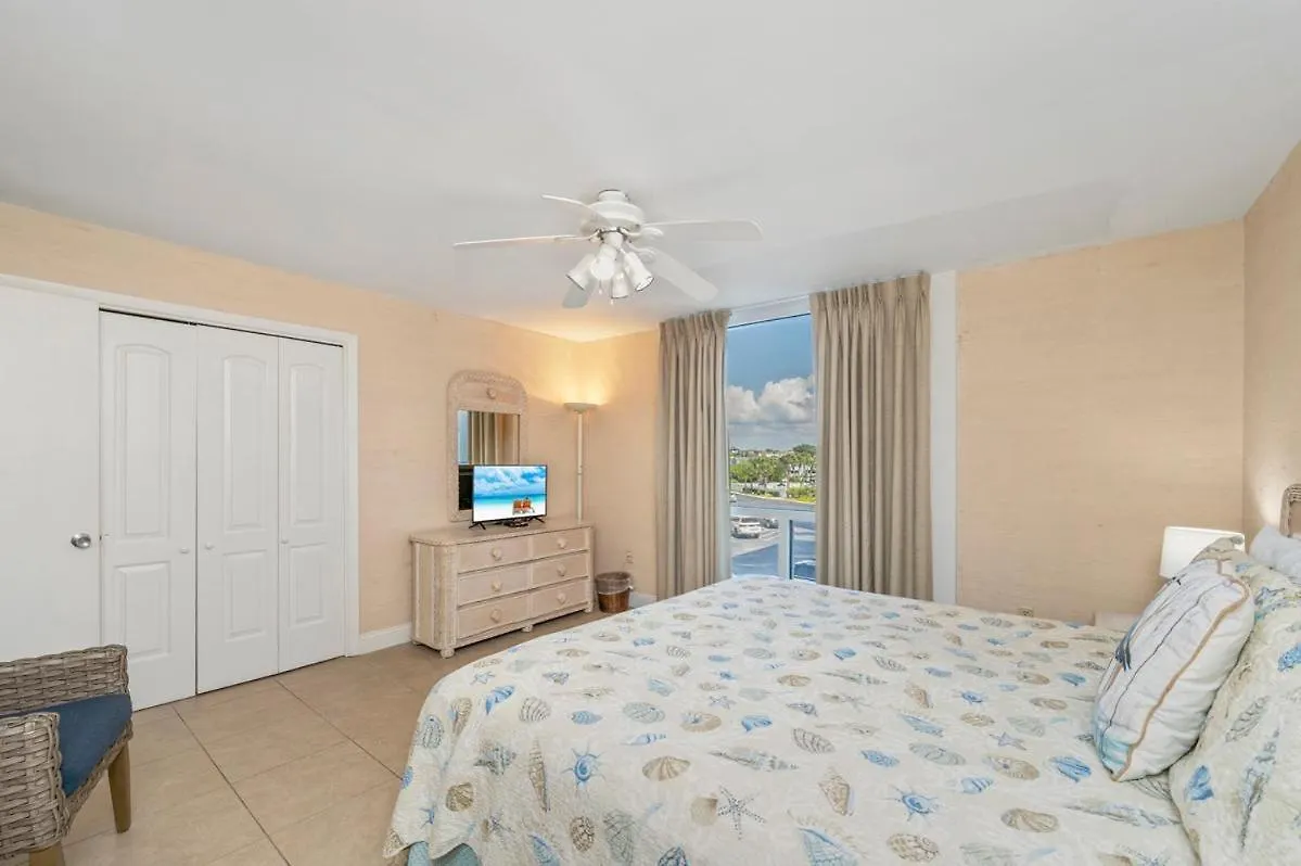 Holiday home 3036 Free Beach Setup In 2025 Season Shoreline Towers Destin