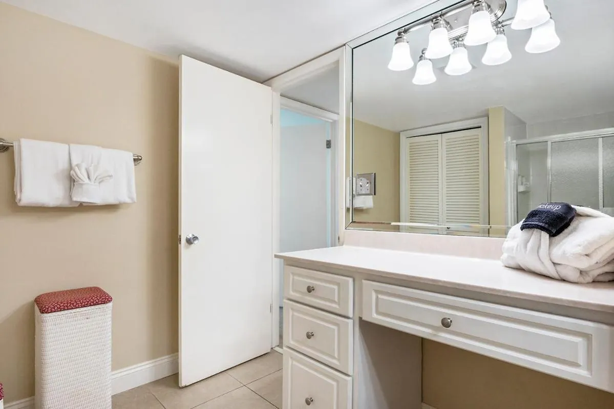 Holiday home 3036 Free Beach Setup In 2025 Season Shoreline Towers Destin