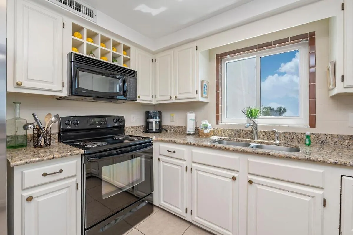3036 Free Beach Setup In 2025 Season Shoreline Towers Destin Holiday home