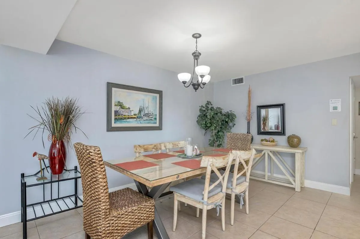 Holiday home 3036 Free Beach Setup In 2025 Season Shoreline Towers Destin