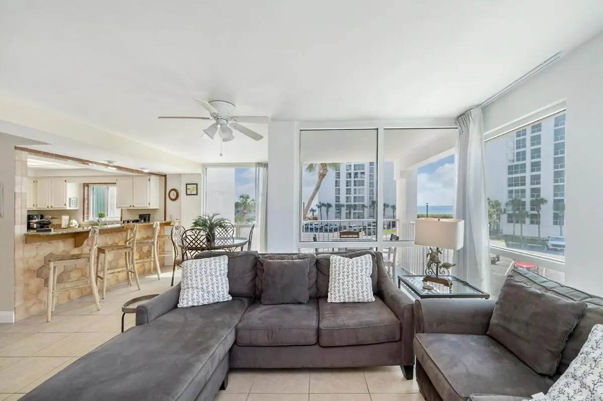 3036 Free Beach Setup In 2025 Season Shoreline Towers Destin 0*,