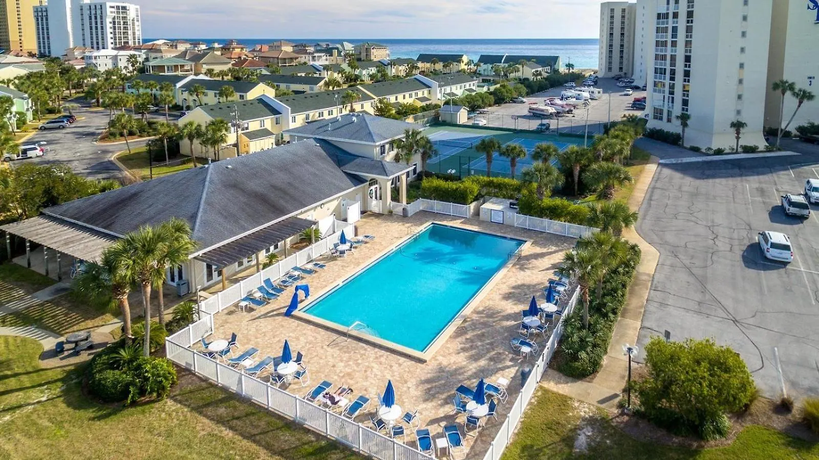 3036 Free Beach Setup In 2025 Season Shoreline Towers Destin Holiday home